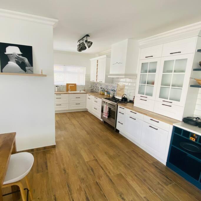 3 Bdr Villa , Unique In ซวาคอปมุนด์ ภายนอก รูปภาพ